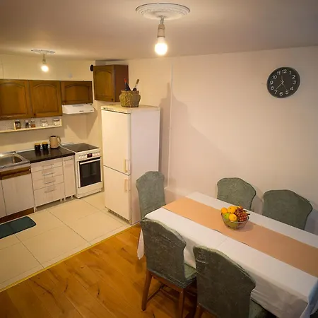 Vintage House On Sava Temple Street Apartment *